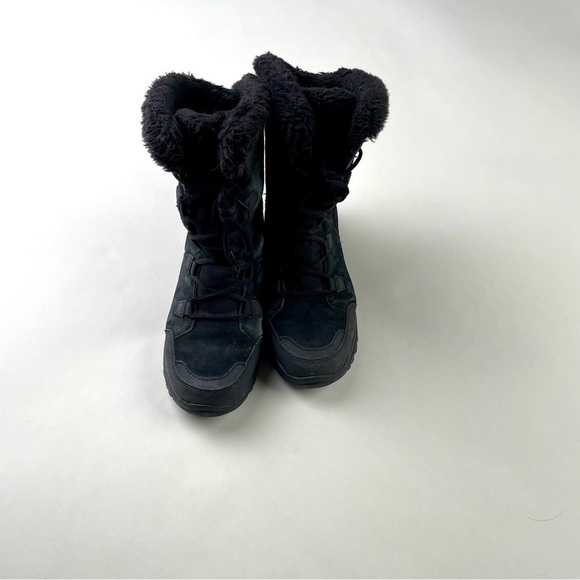 Columbia Black Winter Boots with Fur Trim - Picture 3 of 8